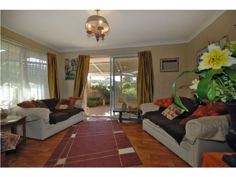 4 Gaffney Ridge, Clarkson WA 6030