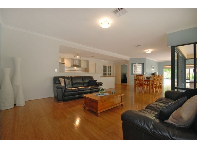 16 Injidup Loop, Clarkson WA 6030