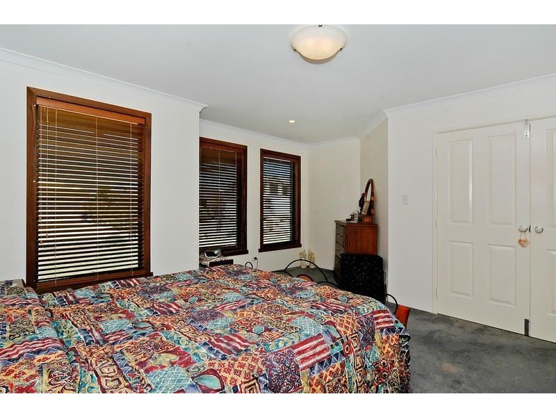 11 Sweep Ridge, Yanchep WA 6035