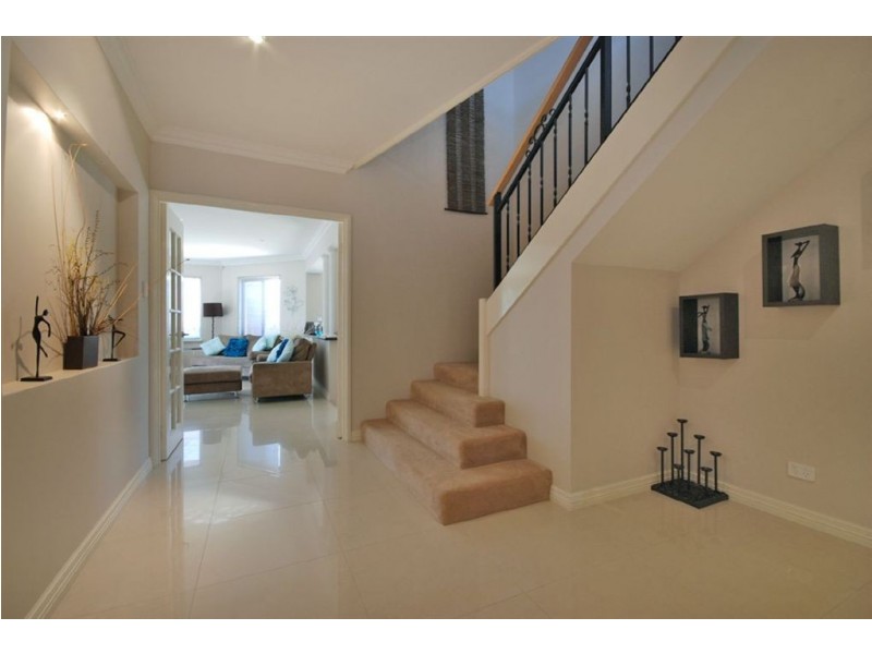 25 Trieste Court, Mindarie WA 6030