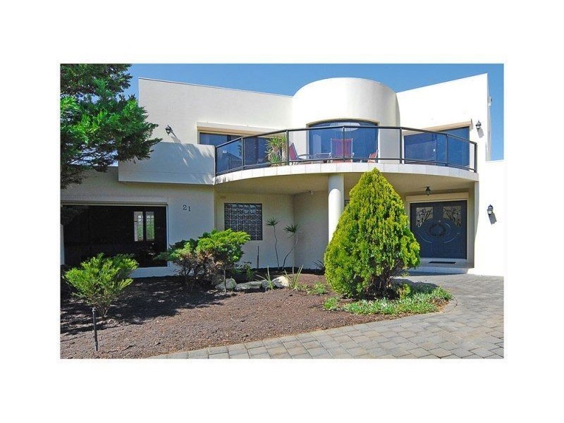 21 Long Beach Promenade, Mindarie WA 6030