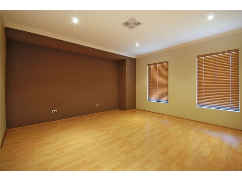 70 Belhaven Terrace, Quinns Rocks WA 6030