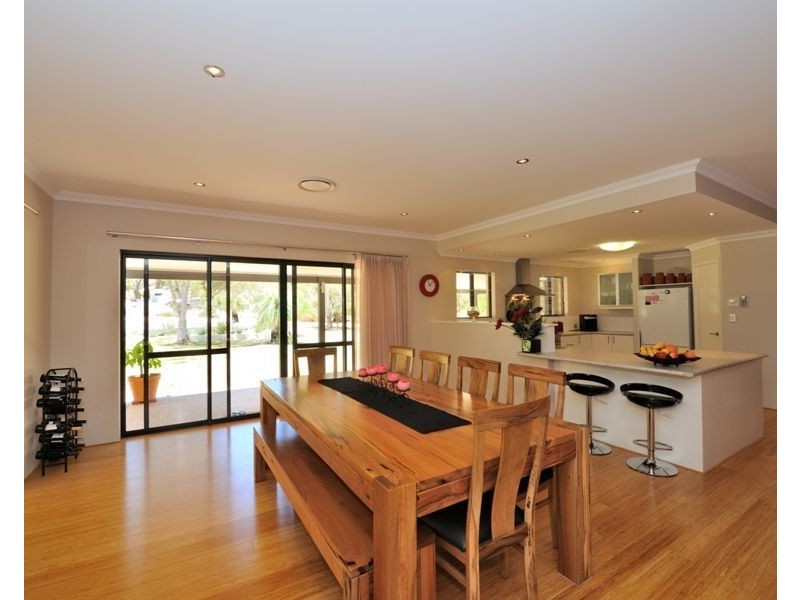 72 Bushwood Follow, Two Rocks WA 6037