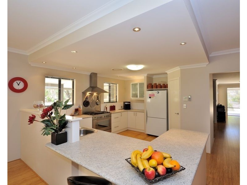 72 Bushwood Follow, Two Rocks WA 6037