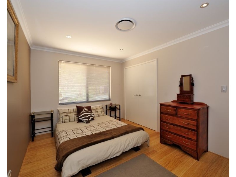 72 Bushwood Follow, Two Rocks WA 6037