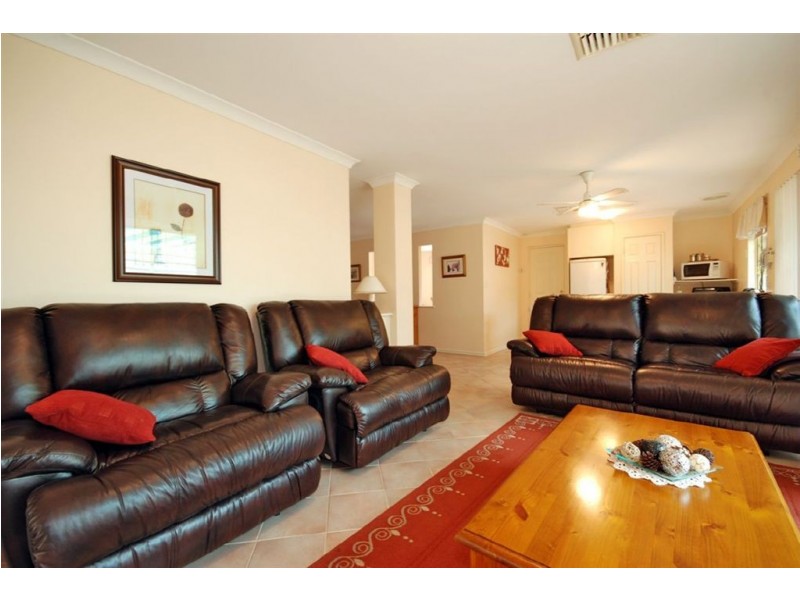 7 Petre Grove, Clarkson WA 6030
