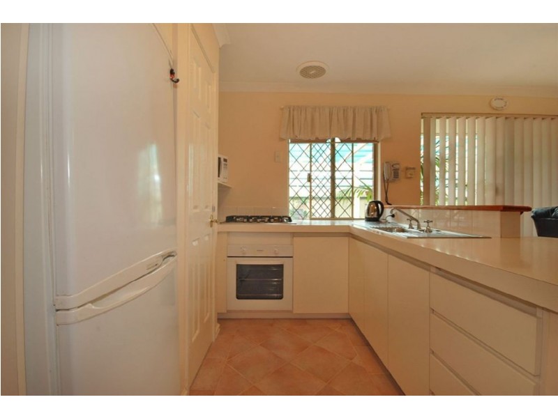 7 Petre Grove, Clarkson WA 6030