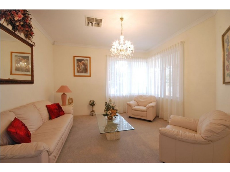 62 Savona Grove, Mindarie WA 6030