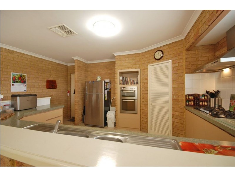 62 Savona Grove, Mindarie WA 6030