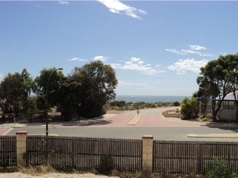 22 Catalina Place, Quinns Rocks WA 6030