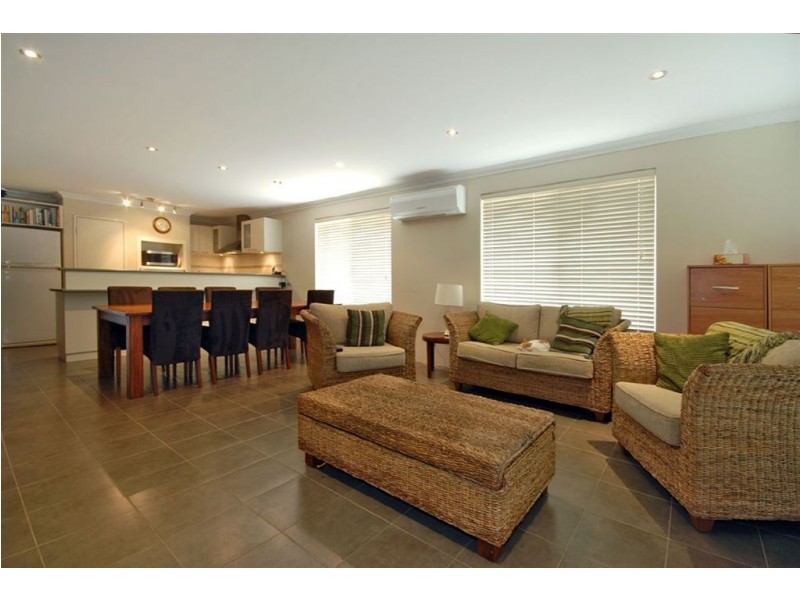 44 Beachside Parade, Yanchep WA 6035