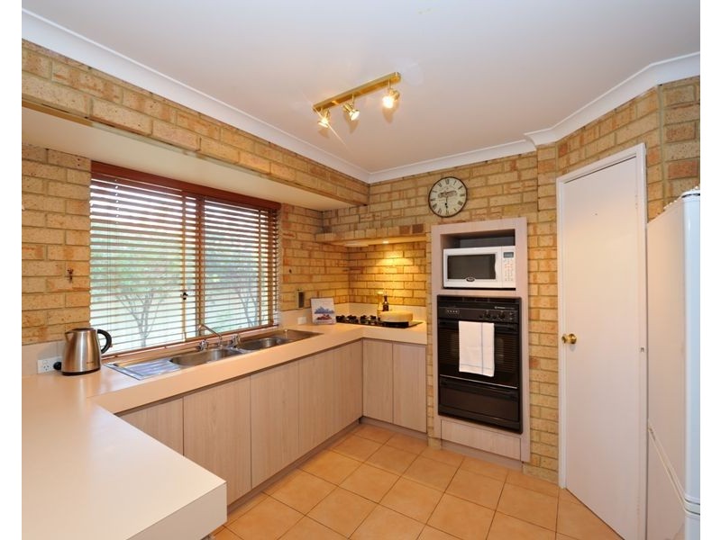 7 Cumberland Way, Beldon WA 6027