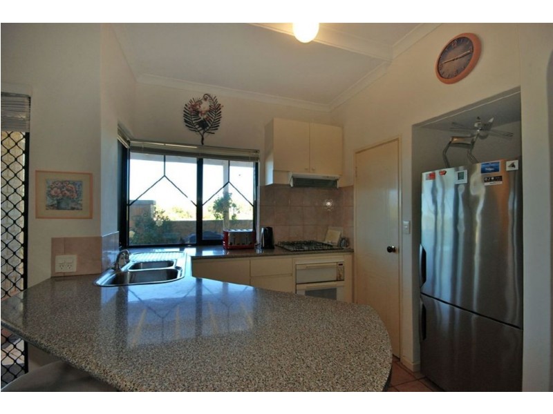 15/10 Fairhaven Terrace, Hillarys WA 6025