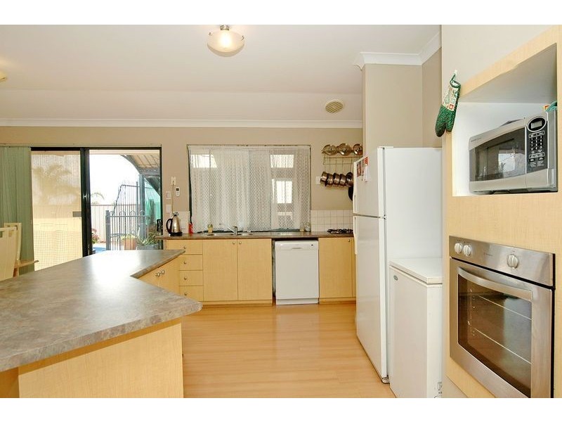 21 Breaksea Way, Ridgewood WA 6030