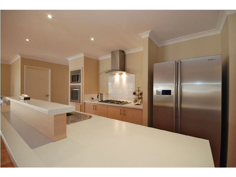 8 Renville Link, Ridgewood WA 6030