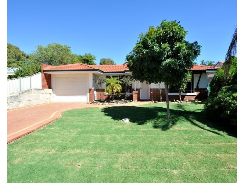 6 Eastleigh Loop, Currambine WA 6028