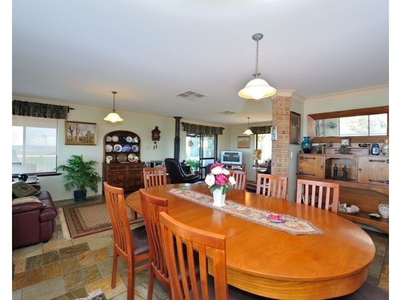 26 Hackney Way, Yanchep WA 6035