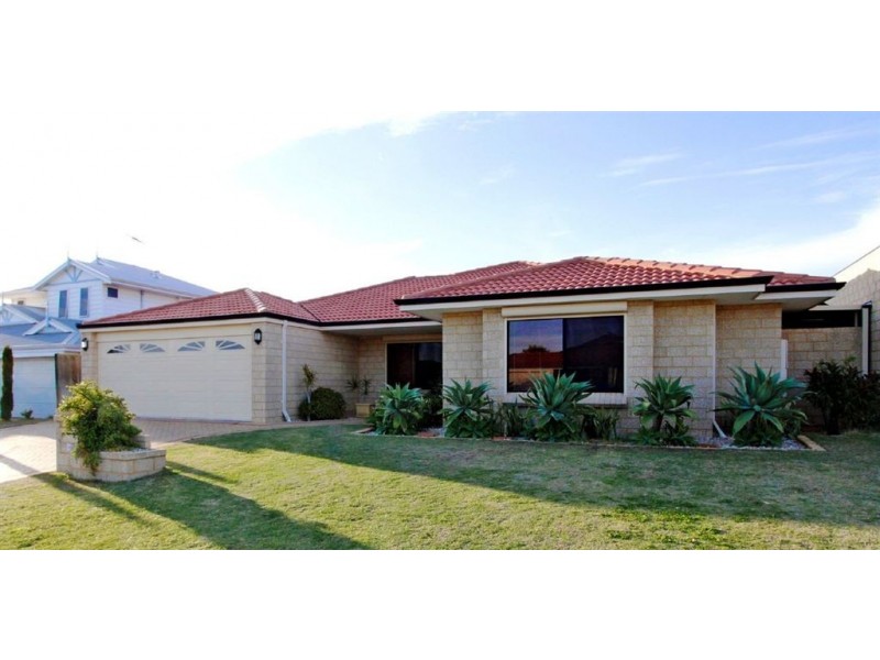 10 Mintaro Parade, Quinns Rocks WA 6030