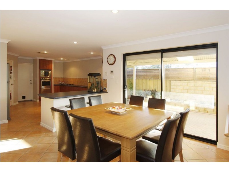 10 Mintaro Parade, Quinns Rocks WA 6030