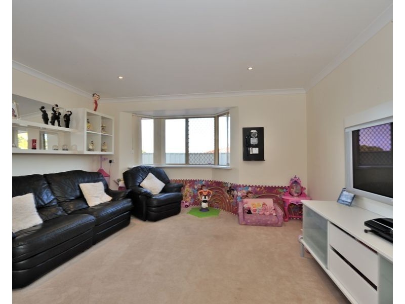 30 Littleham Loop, Quinns Rocks WA 6030