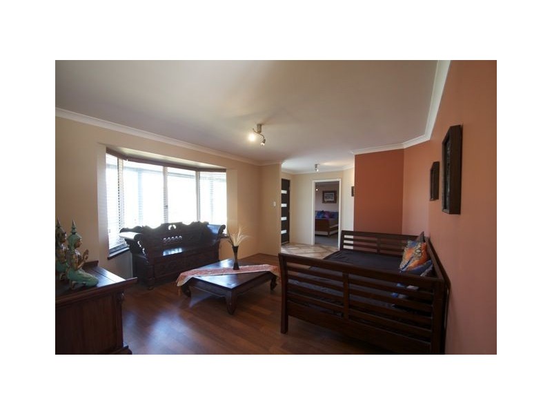 17 Lurgan Place, Merriwa WA 6030