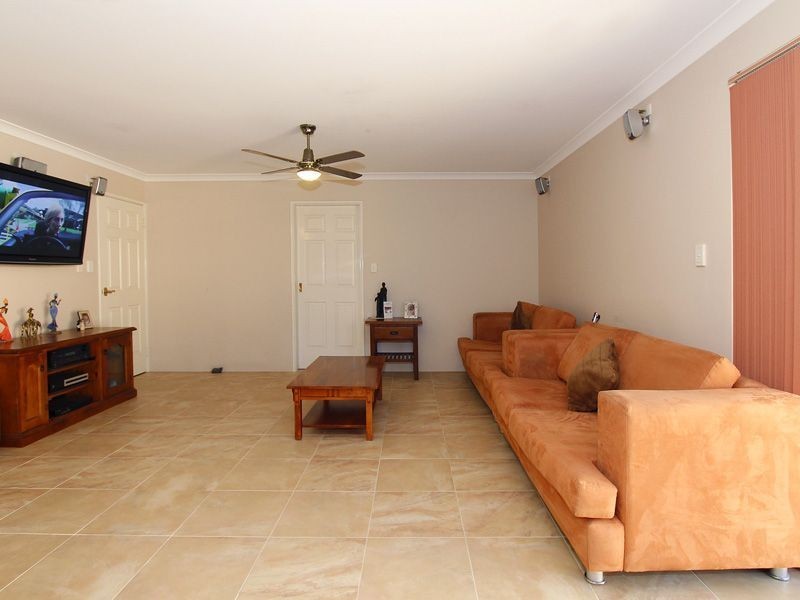 5 Lighthouse Parade, Mindarie WA 6030