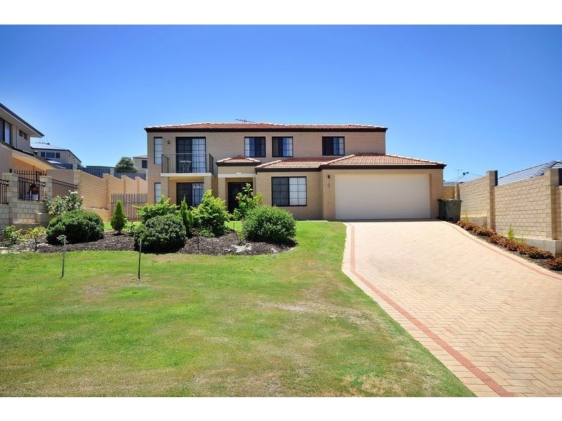 4 Lena Pass, Mindarie WA 6030