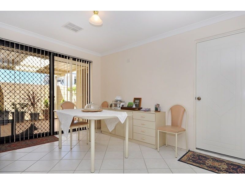 4 Lena Pass, Mindarie WA 6030