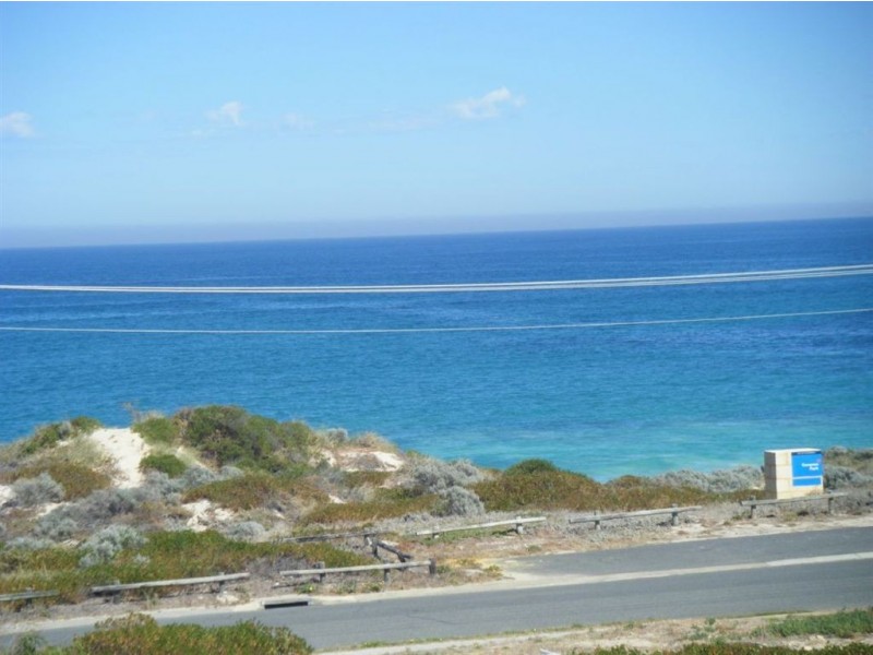 5 Compass Circle, Yanchep WA 6035