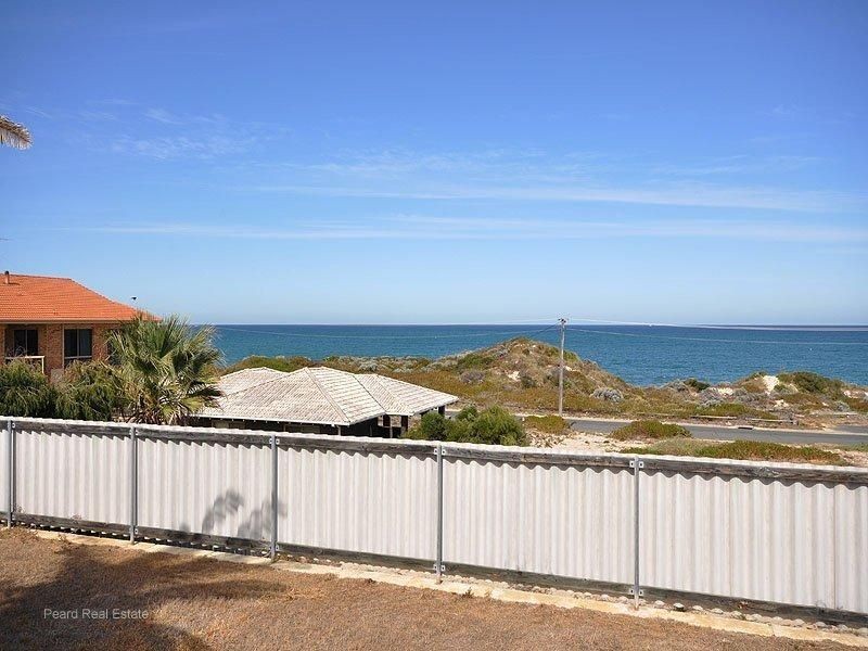 5 Compass Circle, Yanchep WA 6035