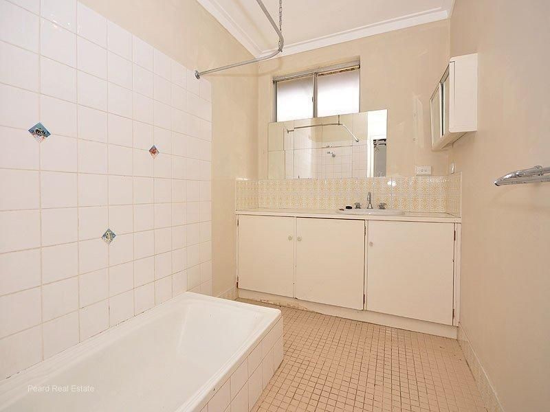 5 Compass Circle, Yanchep WA 6035