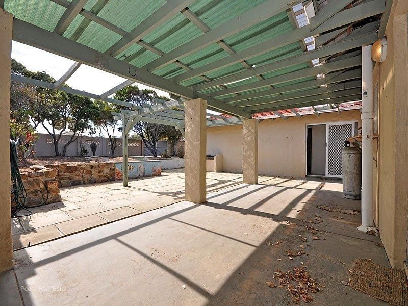 5 Compass Circle, Yanchep WA 6035