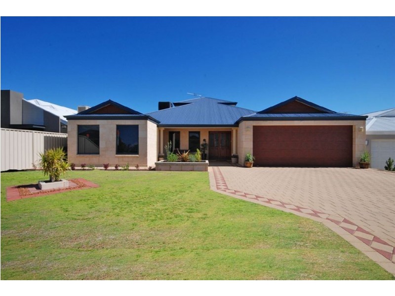 107 Kinross Drive, Kinross WA 6028