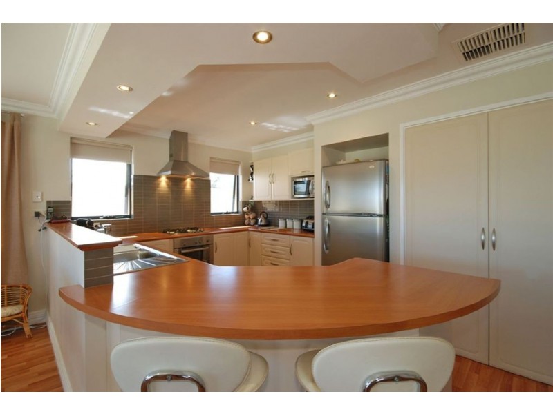 107 Kinross Drive, Kinross WA 6028