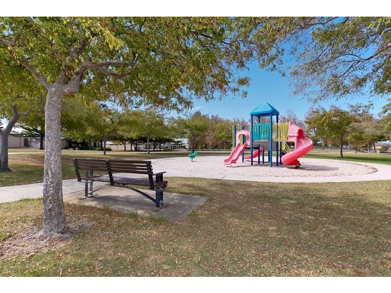 52 Rochester Drive, Mindarie WA 6030