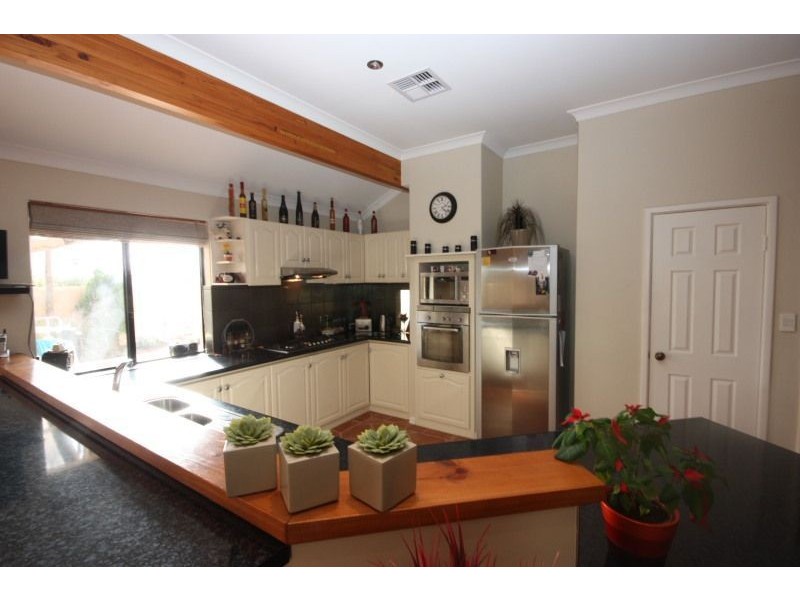 17 Dakar Way, Mindarie WA 6030