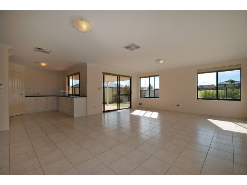 1 Tuxedo Link, Clarkson WA 6030