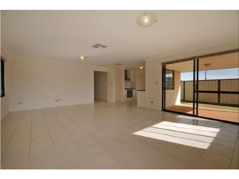 1 Tuxedo Link, Clarkson WA 6030