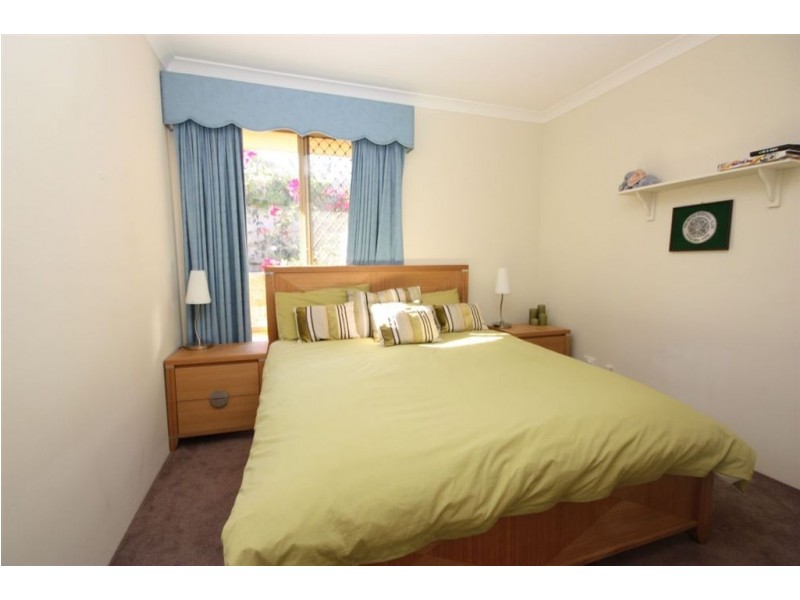 12 Clovelly Mews, Mindarie WA 6030