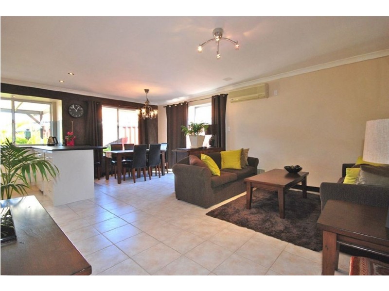 1 Broughton Heights, Kinross WA 6028