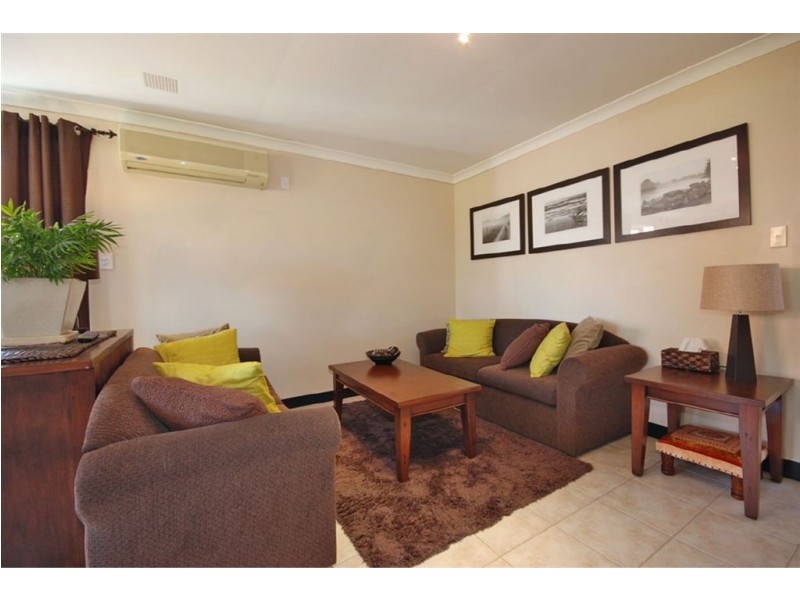 1 Broughton Heights, Kinross WA 6028