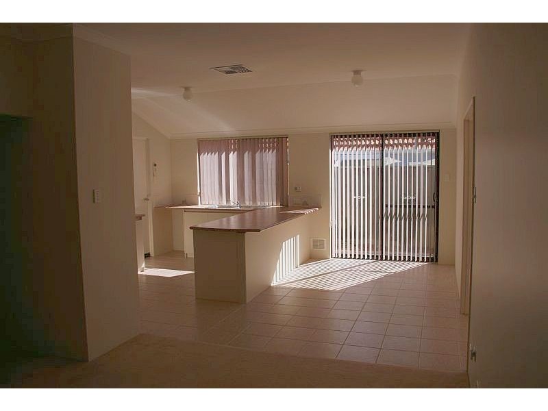 10 Lambasa Way, Mindarie WA 6030