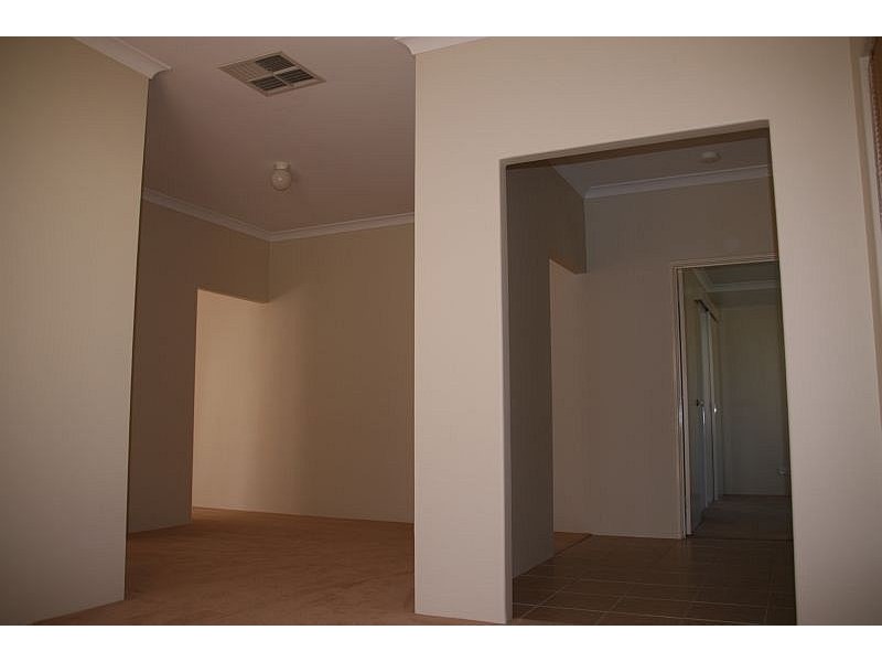 10 Lambasa Way, Mindarie WA 6030