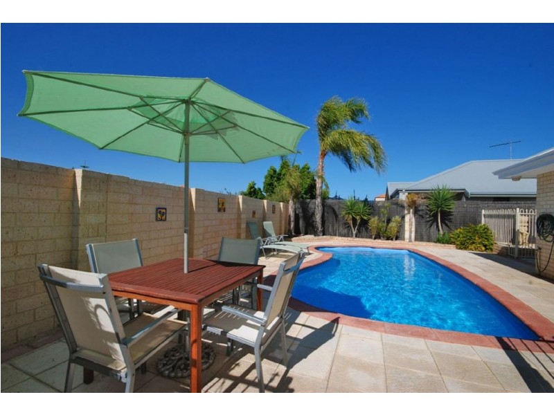 19 Gateshead Loop, Mindarie WA 6030