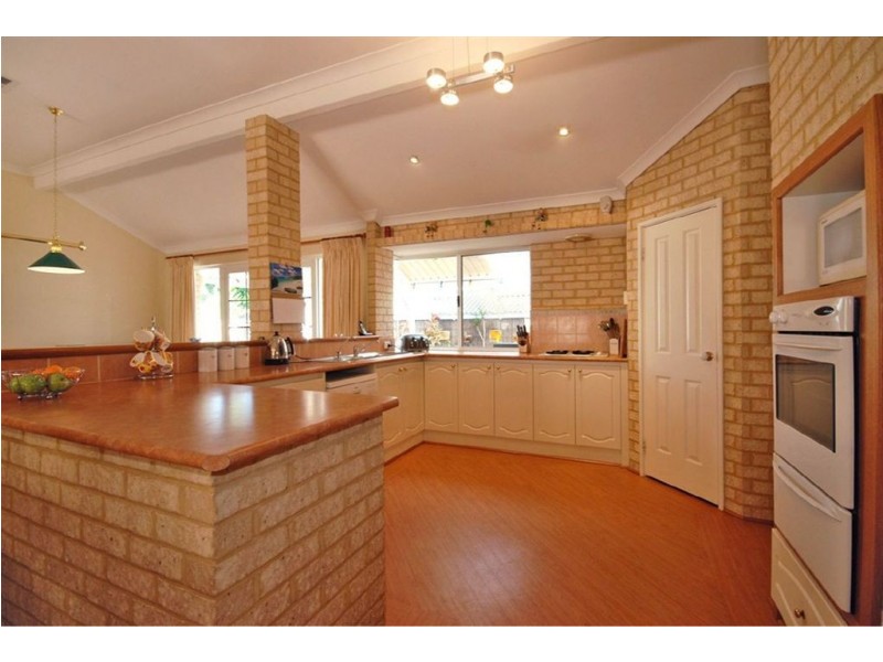 19 Gateshead Loop, Mindarie WA 6030