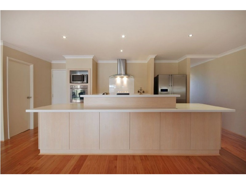 8 Renville Link, Ridgewood WA 6030