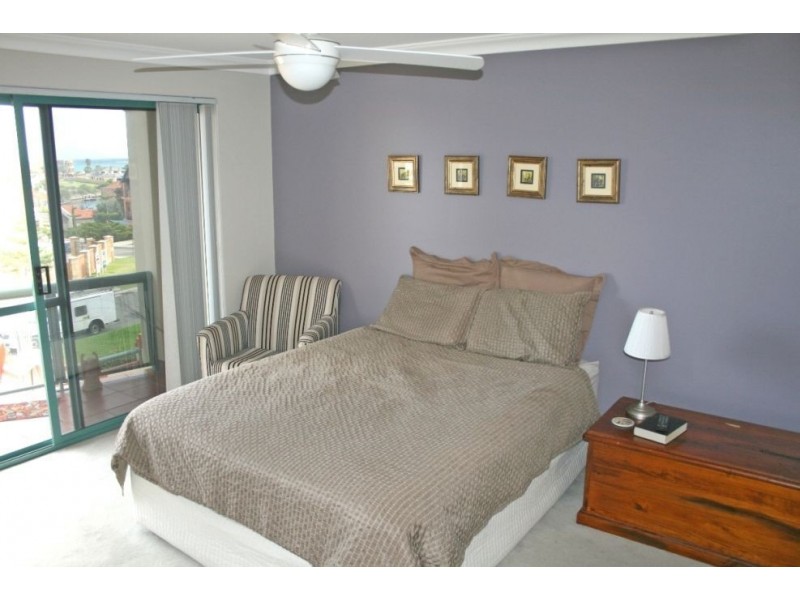 6/16 Toulon Circle, Mindarie WA 6030