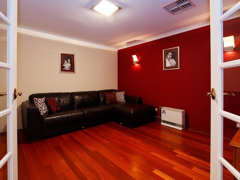 28 Blairgowie Heights, Kinross WA 6028