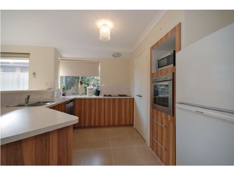 47 Sanctuary Gardens, Ridgewood WA 6030