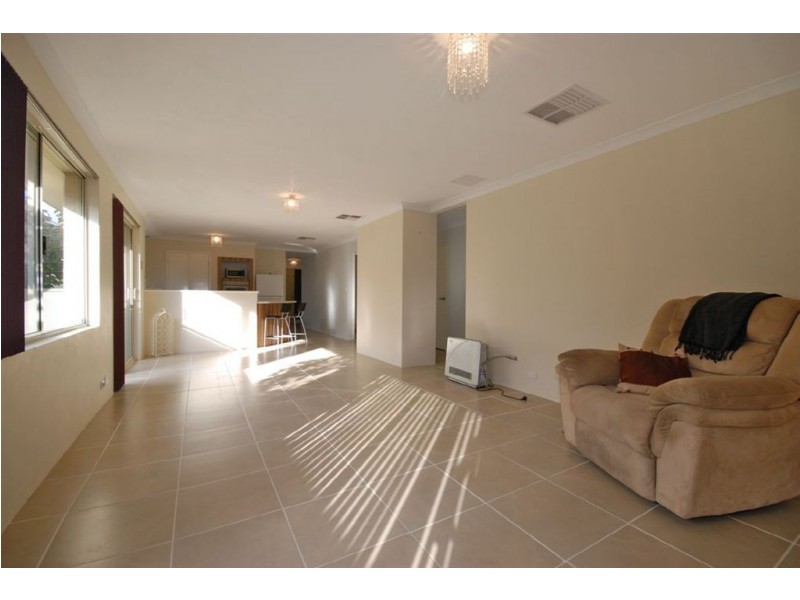 47 Sanctuary Gardens, Ridgewood WA 6030